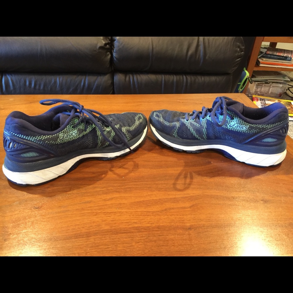 ASICS Gel Nimbus 20 size 7